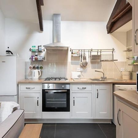 Traditional Stone Cottage With Sea Views In Snowdonia National Park Brynkir Екстер'єр фото