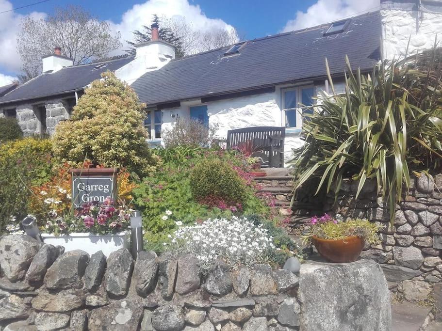 Traditional Stone Cottage With Sea Views In Snowdonia National Park Brynkir Екстер'єр фото
