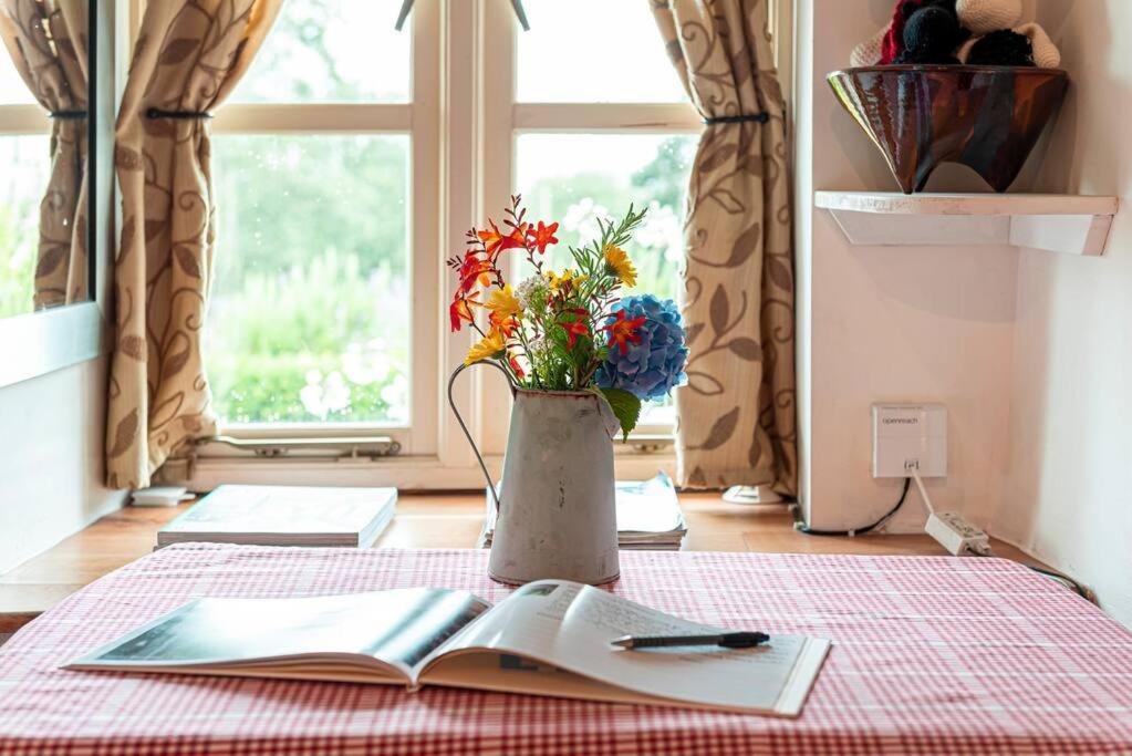 Traditional Stone Cottage With Sea Views In Snowdonia National Park Brynkir Екстер'єр фото
